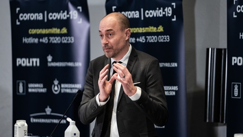 Sundhedsminister Magnus Heunicke (S) siger, at regeringen "ønsker ikke at holde samfundet lukket en dag længere end nødvendigt". (Arkivfoto)