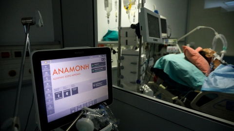 Der er godt nyt for coronapatienter, der udvikler lungebetændelse. Et nyt præparat reducerer nemlig risikoen for, at patienterne får brug for respirator, oplyser selskabet Roche. (Arkivfoto).