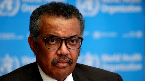 Chefen for WHO, Tedros Ghebreyesus, opfordrer verdens lande til konsekvent at gennemføre sundhedstiltag for at mindske spredningen af covid-19. (Arkivfoto)