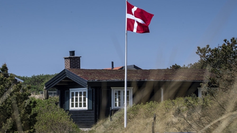 Mange tyske turister nyder at holde ferie i Danmark. Her er det i Vejers i Varde Kommune. (Arkivfoto)