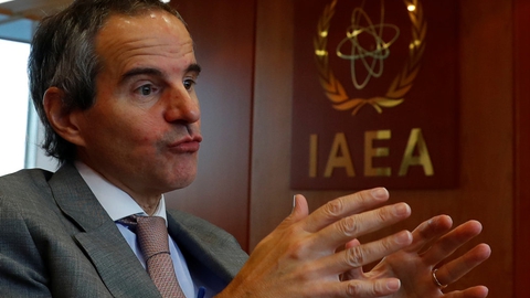 Rafael Grossi, som er den nye chef for IAEA siger, at organisationen kræver mere klarhed over situationen på et ikke nærmere angivet atomanlæg i Teheran, hvor der tidligere i år blev fundet uranpartikler. Iran har over fem gange mere beriget uran end det tilladte niveau i atomaftale.