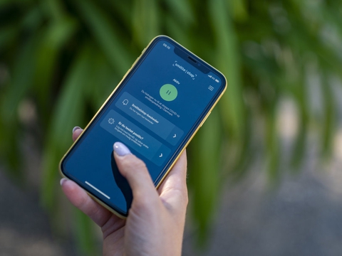 Med appen "Smittestop" kan brugere give besked til andre brugere af appen, som man har været tæt på, hvis man bliver testet positiv med ny coronavirus. (Arkivfoto).