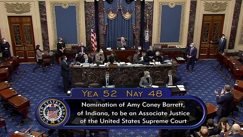 Susan Collins var den eneste af Senatets 53 republikanske medlemmer som brød partilinjen og sammen med de demokratiske senatorer stemte mod Amy Coney Barrett som ny højesteretsdommer.